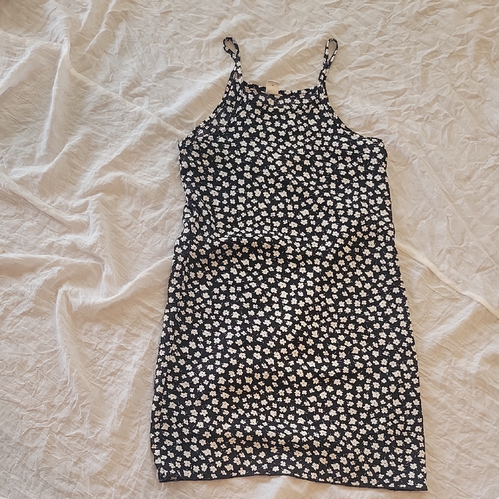 SHEIN Girls Size 4/5 (120) Black and White Floral Pattern Lightweight Dress